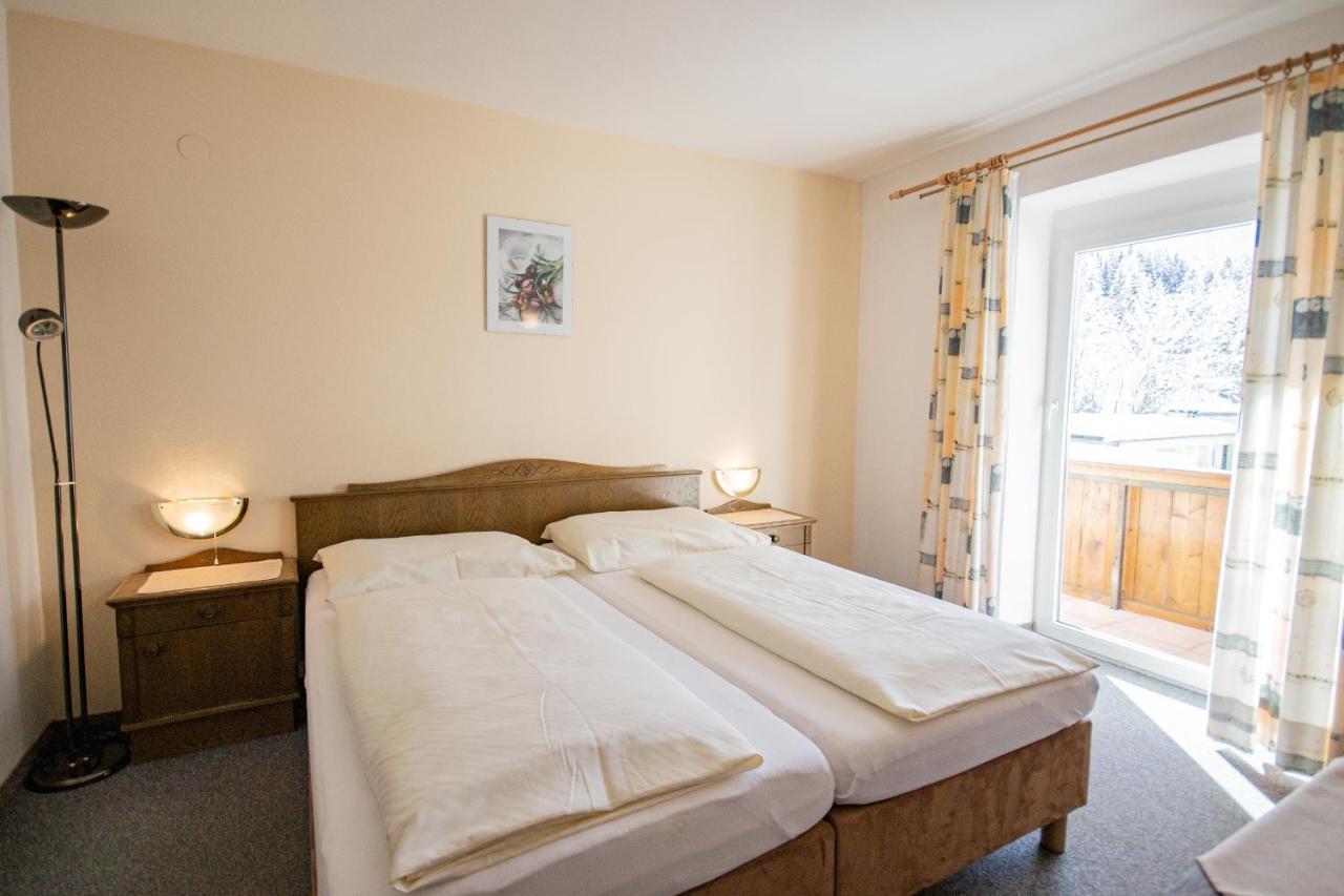 Pension Nina & Gasthof Alpenrose Gschnitz Екстериор снимка